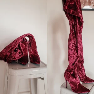  -  Lårstövlar ifrån Rebecca Stella