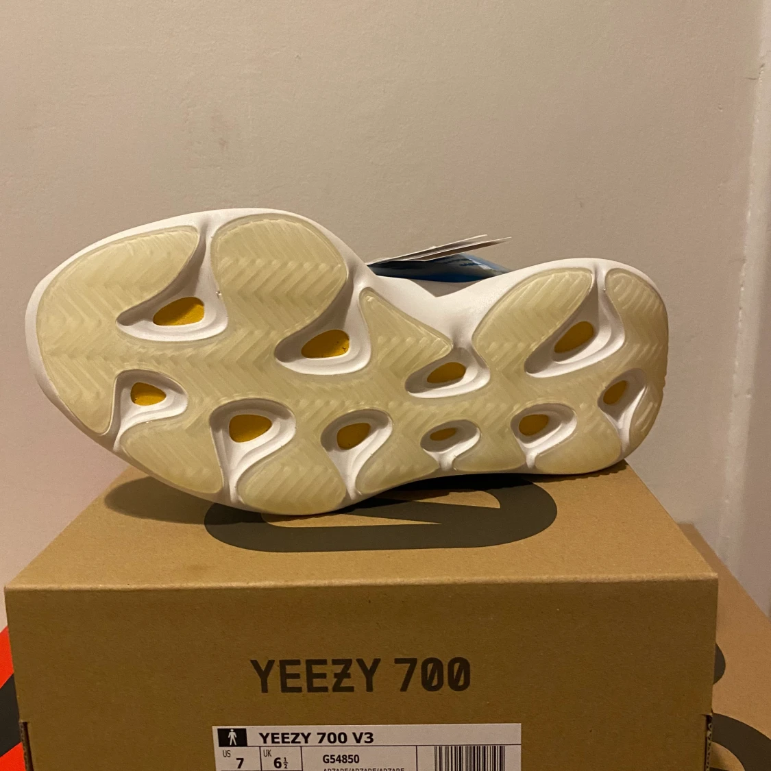 Adidas Yeezy 700 arzareth  - 90