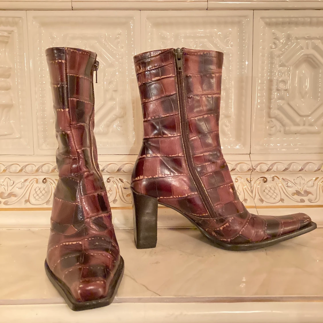 Spetsiga skor. Äkta skinn!  - 90