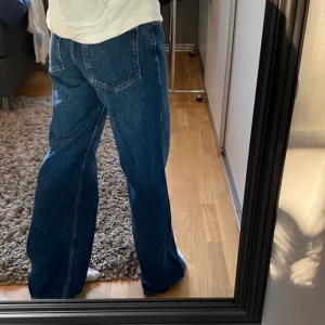 Zara Jeans - De populära Zara Jeansen⚡️De är lite stora för mig och därför säljer jag dem 