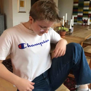  - Championtröja köpt här på plick. Jättenkel att styla och ger en riktig fräsch look! Säljer för att jag inte får användning av den.