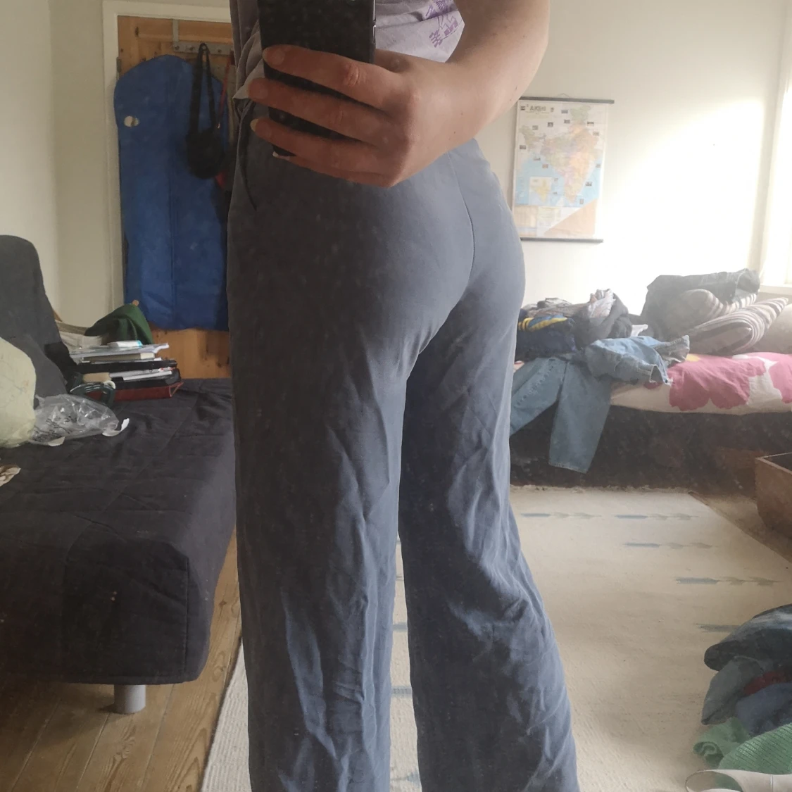 Gråblå kostymbyxor 