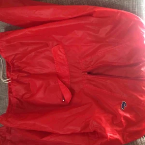  - Sitter som large typ, 199 + frakt