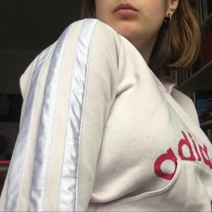  - Supersnygg Adidashoodie! 