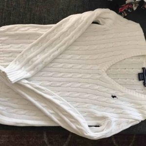  - Ralph lauren kabel stickad i storlek s