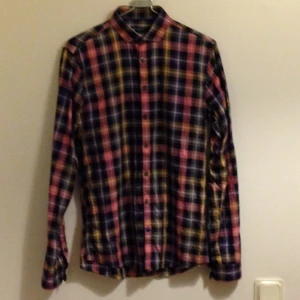 Tiger skjorta  - Tiger skjorta 