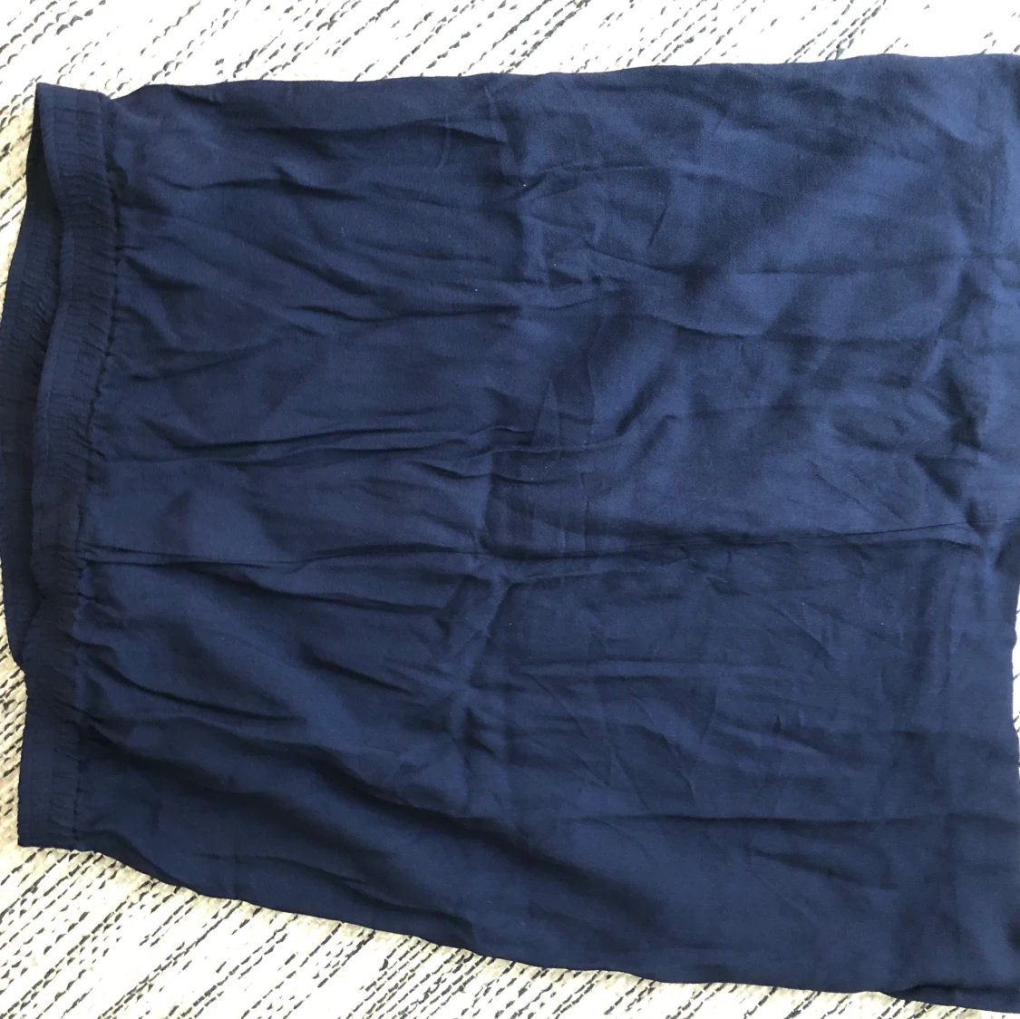 Kjol med slits  - 90