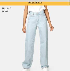 söker dessa jeans från Junkyard för ett bra pris + frakt och i bra skick
