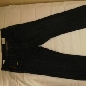 Low waist jeans - Säljer dessa super snygga vintage Hugo boss jeans💕 säljs då de inte passar mig:) budgivning om flera blir intresserade:) 