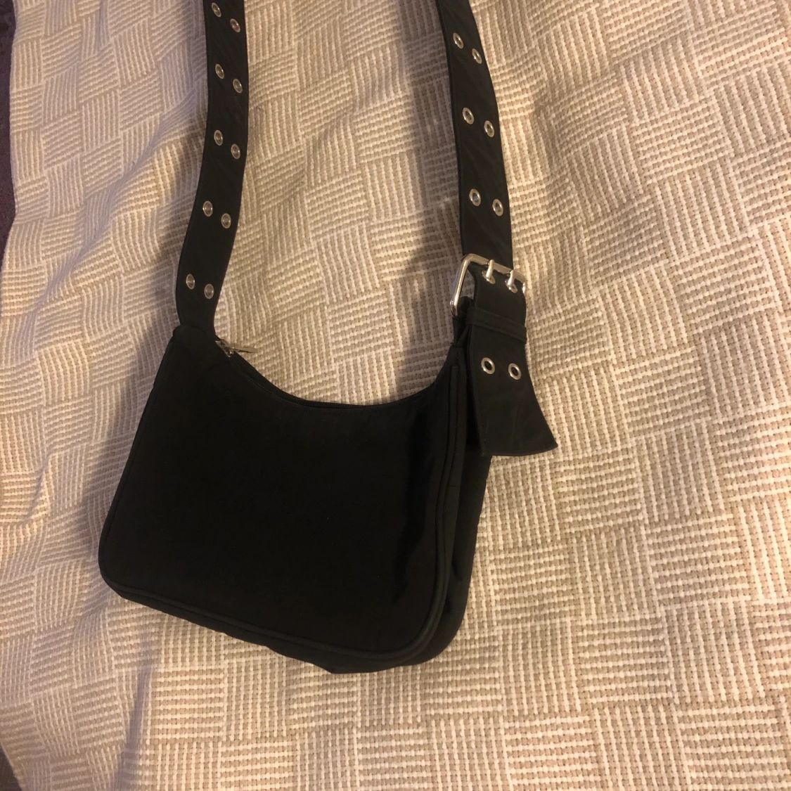 Svart axelväska 