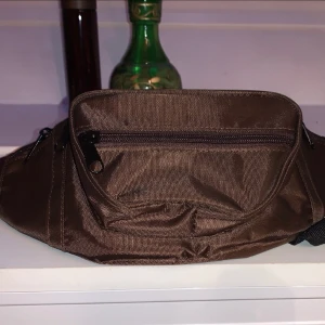 Midjeväska - Tillstånd: Oanvänd