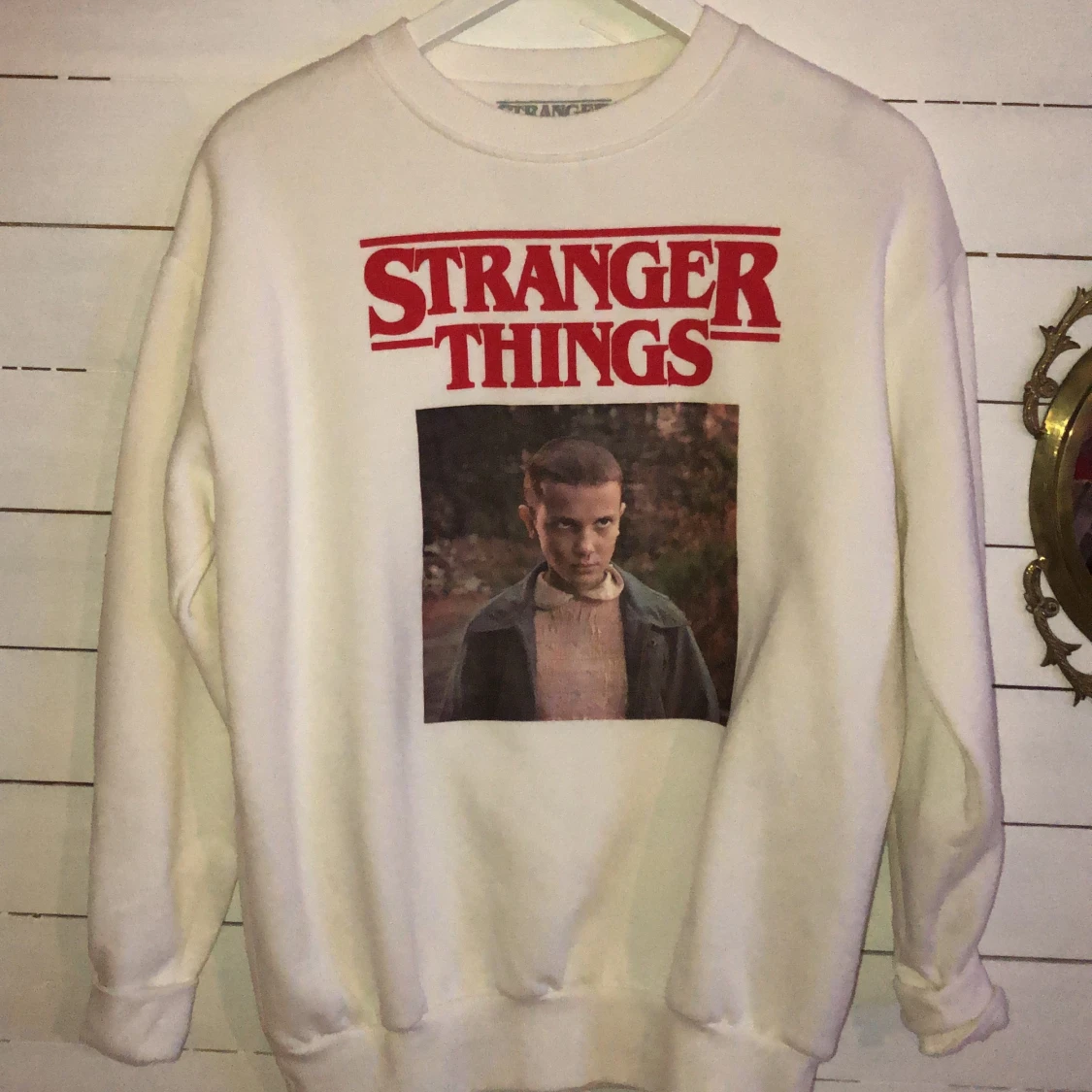 Stranger things sweatshirt 