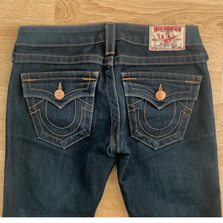 True religion jeans i modellen Julia, stl s/sx, dem är helt oanvända kommer inte till användning. Frakt e gratis. Jeans & Byxor.