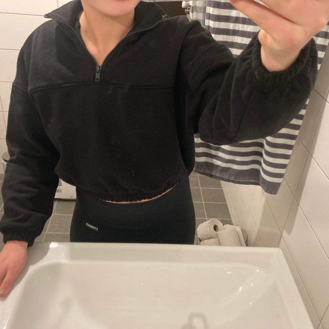 Zip tröja från weekday - 91