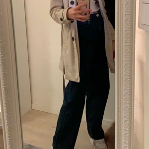 Mörkblå vida monki jeans  - Storlek 25, använd ett fåtal gånger 