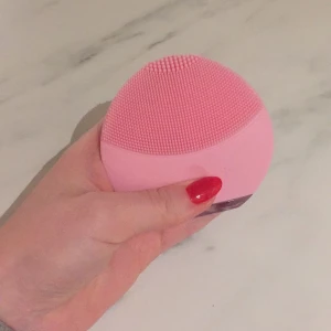 Foreo Luna Mini2 - Rosa Foreo! Helt ny. Jättebra för huden, rensar på djupet och tar bort orenheter.