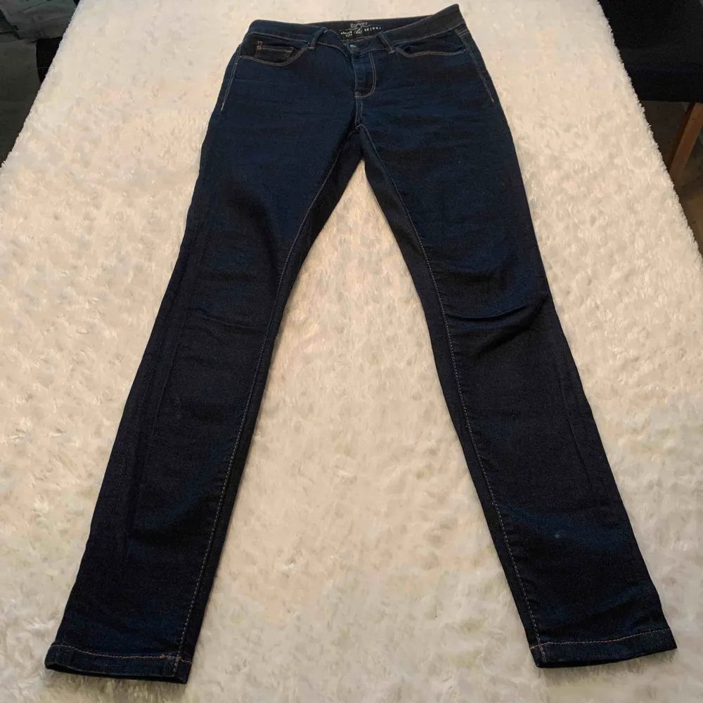 Esprit jeans st 27/30 , stretch, modell medium Rise skinny . Jeans & Byxor.