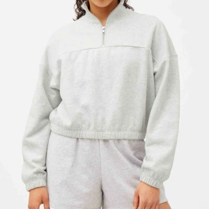  - Säljer denna fina tröja från weekday, använd Max 3 gånger. FRAKT INGÅR!!