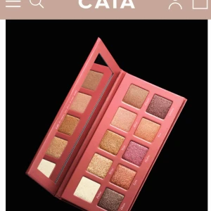  - Helt oanvänd CAIA Metallics Palette! Inte ens öppnad