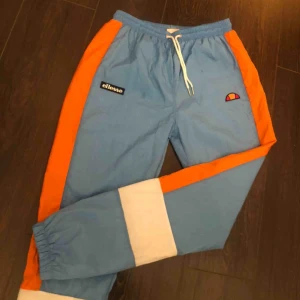  - Ellesse byxor! Knappt använda😊