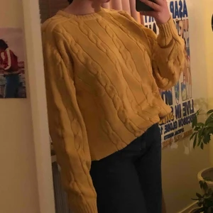  - Tröja köpt på humana💕köpare står för frakt