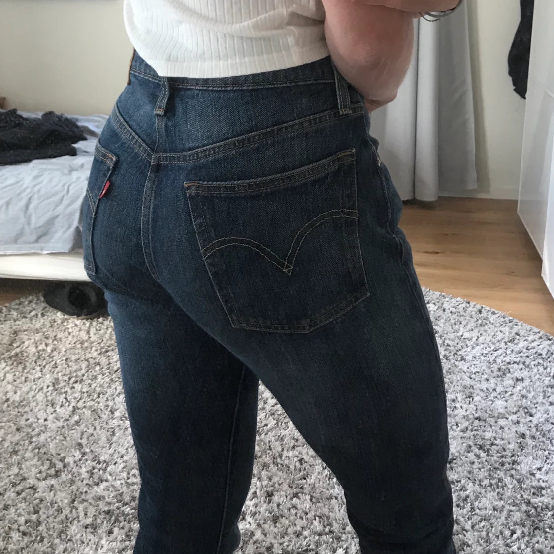 Mörkblå Levi’s 501 - 90