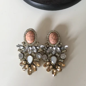 Örhänge  - Oanvända 