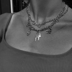 Halsband - Säljer massa olika halsband, kolla in i profilen då ser du alla olika varianter