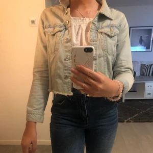 Jeansjacka från Ginatricot - Jeansjacka från Ginatricot💞 