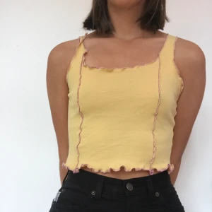 Linne - Ursnyggt unikt linne som jag sytt själv. Syr liknande på beställning i valfri färg och storlek. Dm vid intresse! Frakt tillkommer 