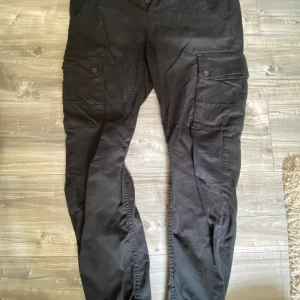 Jack n Jones  - Cargobyxor från jack n Jones medium 32