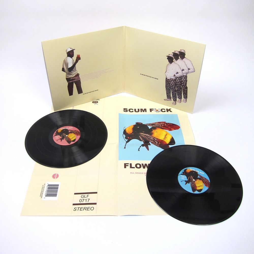 INTRESSEKOLL! Jag har Tyler the creator’s flower boy album som vinylskivor som bara ligger i min byrålåda utan användning. Bild 3 ser ni vad som ingår, jag har inte kvar affischen men allt annat är kvar. Skulle kunna sälja för bra pris. Aldrig använd bara öppnad!. Övrigt.