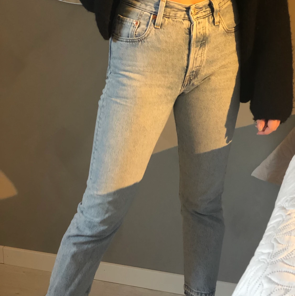 Levi’s jeans som passar storlek s och xs beroende på hur man vill att de ska sitta. - 90