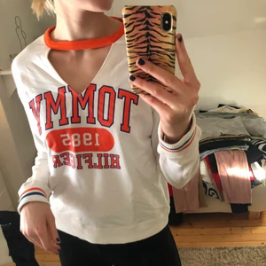 Tommy Hilfiger tröja - Tröja från Tommy Hilfiger i strl S.