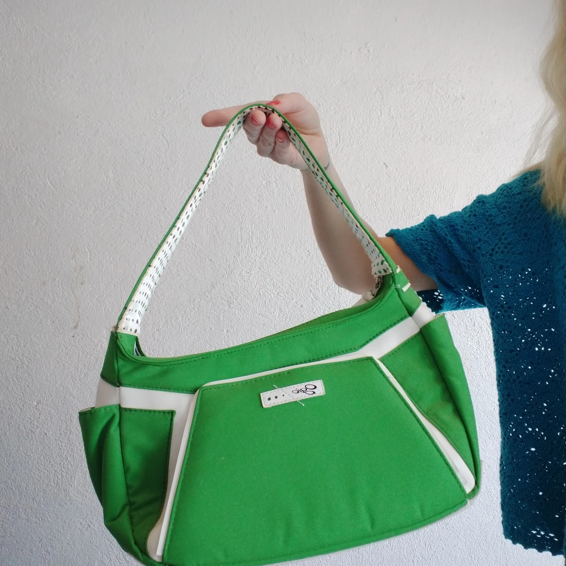 Grön axelväska 🐊 - 90