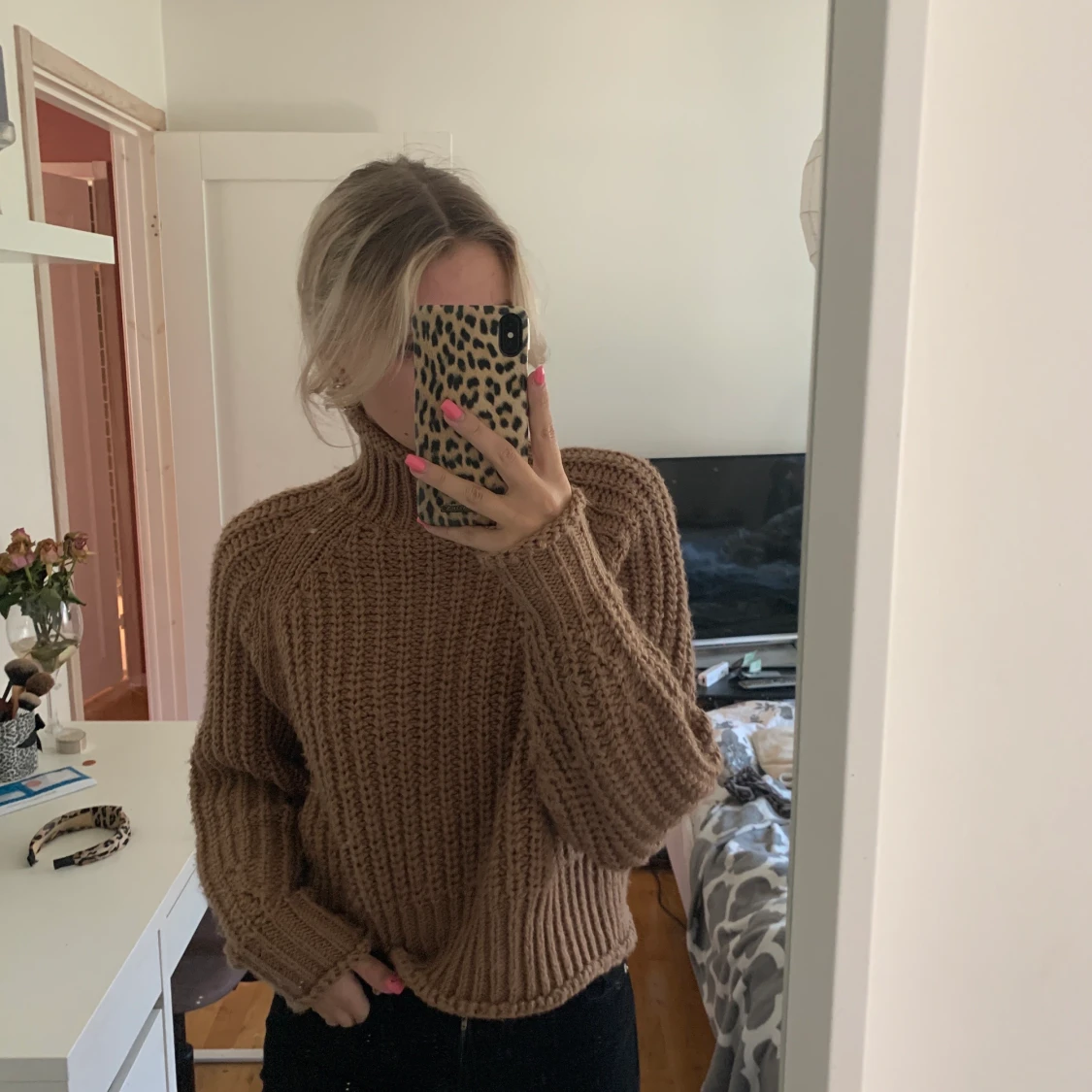 Stickad tröja från hm  - 90