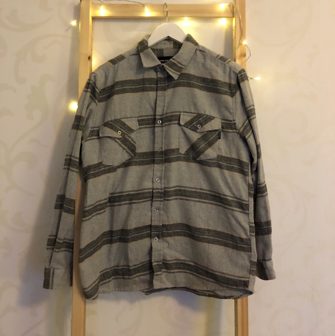 Grå-randig Surfskjorta Molokai