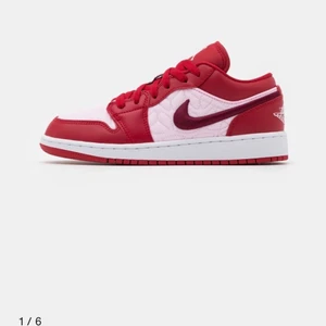 Jordans - Helt nya jordans, säljer pga beställde fel storlek och kan inte skicka tillbaka