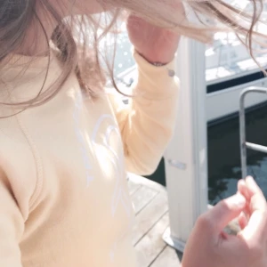 Ljusgul collegetröja från Pelle P - I storlek zs, köpt för ca 1 år sedan men endast använd 1 gång. Lite mer ljusgul än vad det ser ut som :)) Priset går att diskutera vid intresse. Nypris: 800