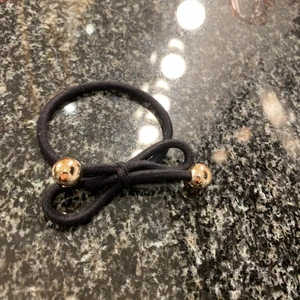 Hårsnodd/armband - Svart hårsnodd\armband