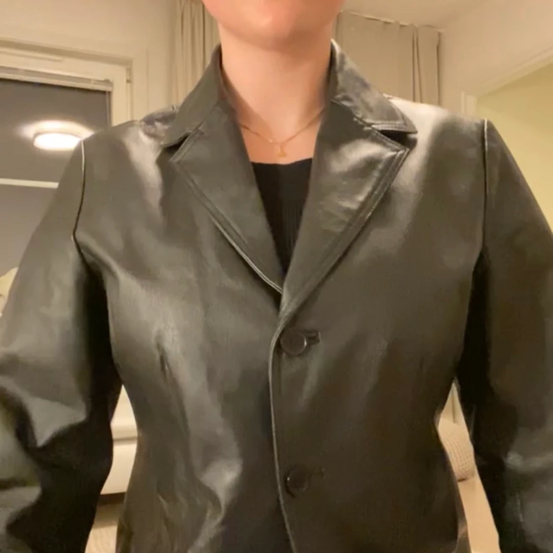 KAVAJ I LÄDERIMITATION  - 90