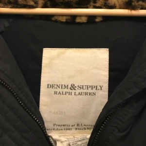  - HELT OANVÄND!!!! Bästa Vinterjackan?