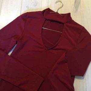  - Topp från bikbok, fri frakt