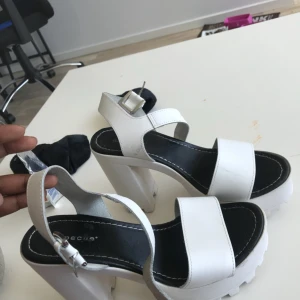  - Köpt här i plick 