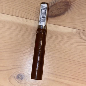 Brow gel - Ett brow gel från lumene