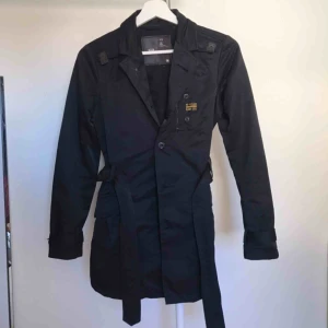  - Snygg jacka från G-star. Köparen står för frakt eller hämtas i Örebro. 