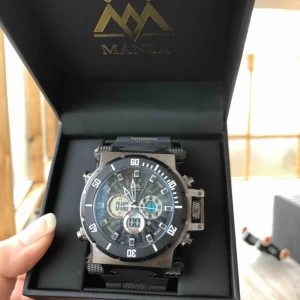  - Helt ny och oanvänd Mansa Watch. Klocka med box för 400kr. Skickas med spårbarfrakt för 63kr.