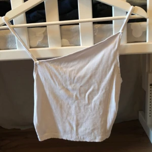  - Asymmetrisk top, endast testad.