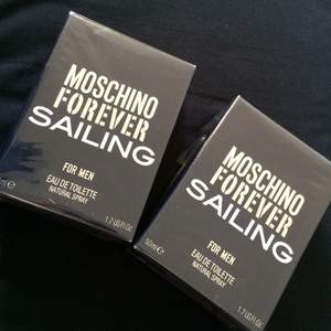 Oöppnad 2x Moschino Forever Sailing herrparfym Köparen står för frakt