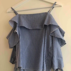  - Fin blus från petite kollektionen från Topshop 💙